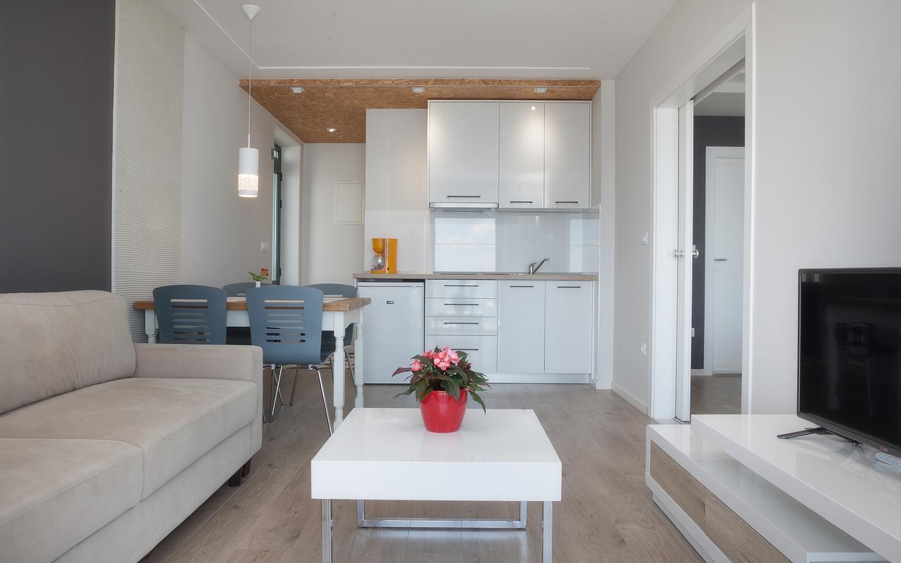 Apartments Juric Brela Exterior foto