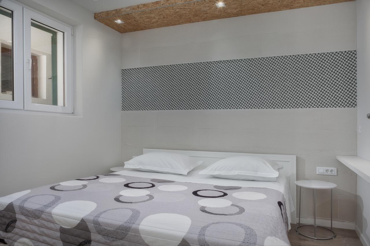 Apartments Juric Brela Exterior foto