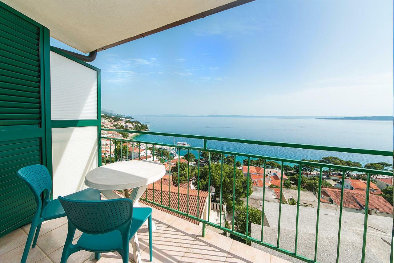 Apartments Juric Brela Exterior foto
