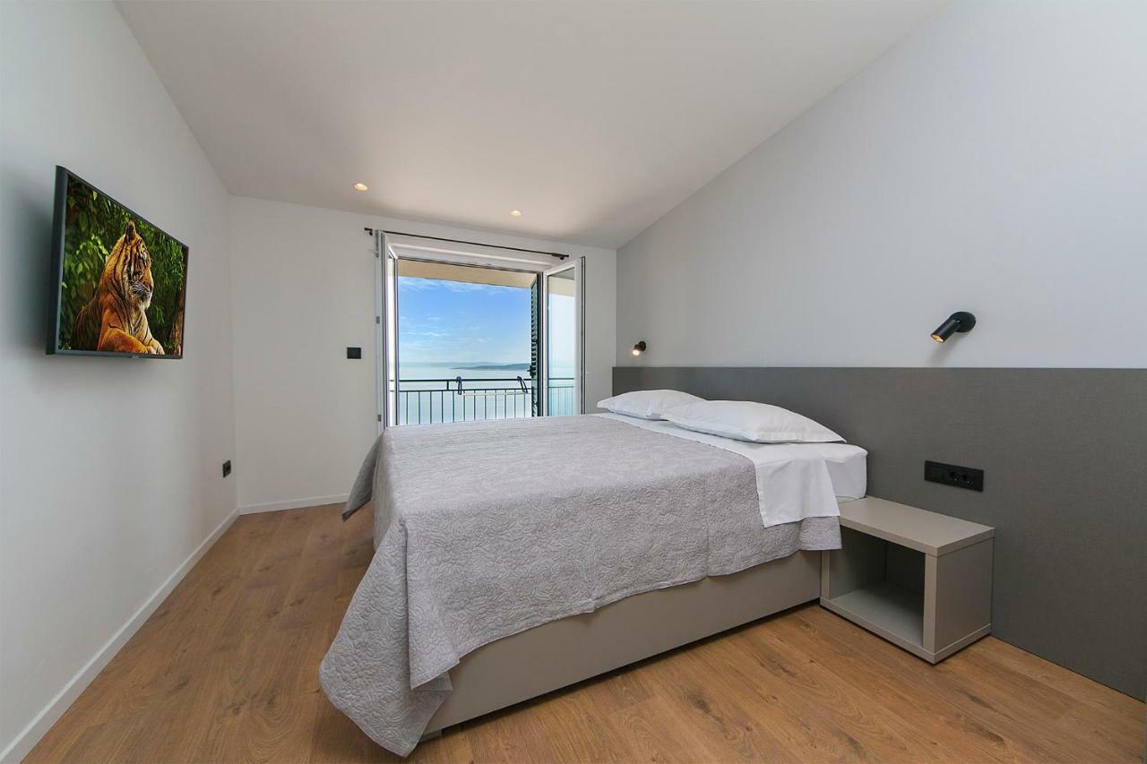 Apartments Juric Brela Exterior foto