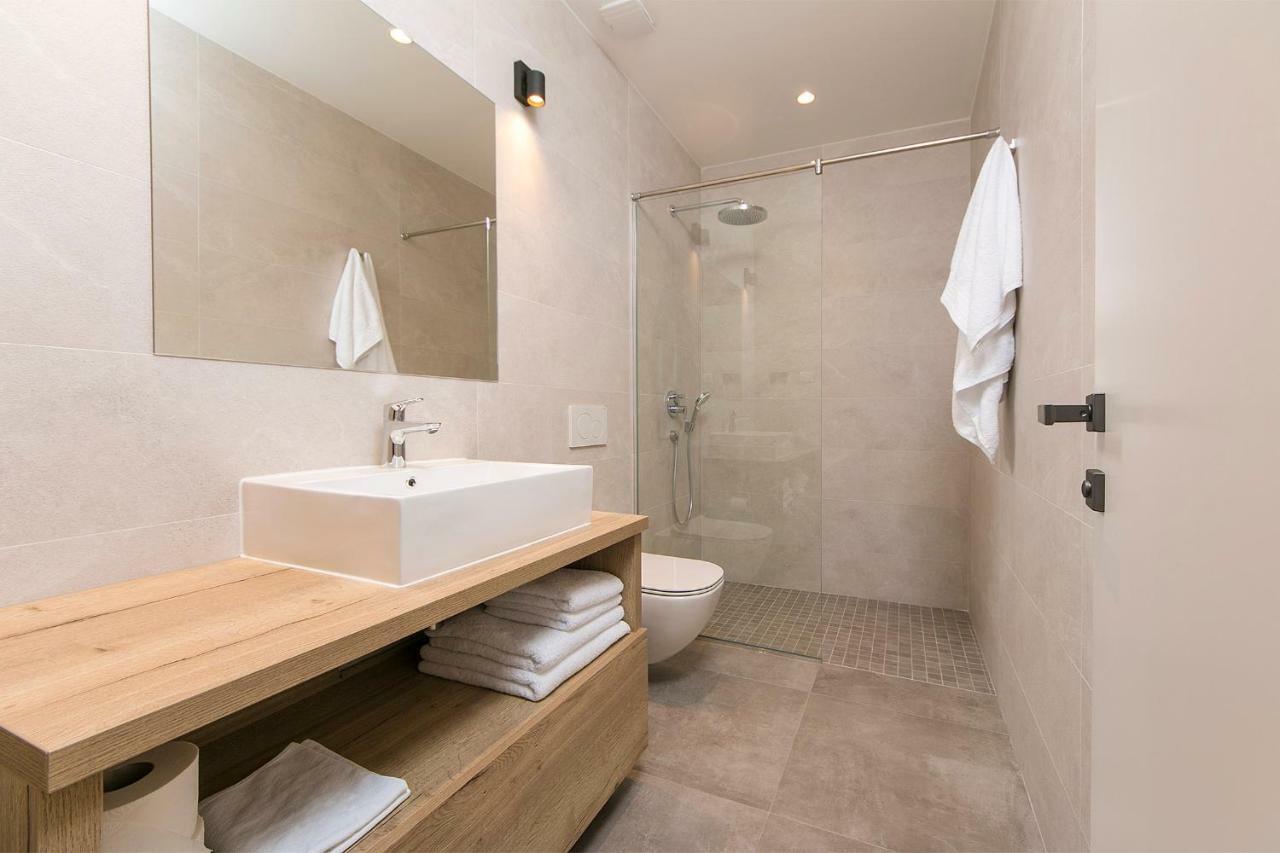 Apartments Juric Brela Exterior foto
